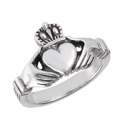 Sterling Silver Classic Claddaugh Ring
